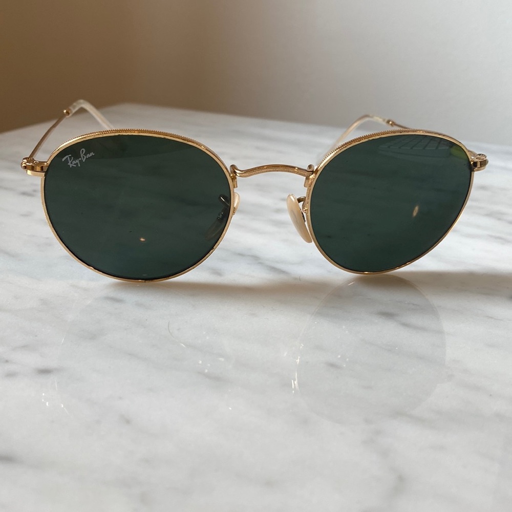 Ray-Ban round metal sunglasses
